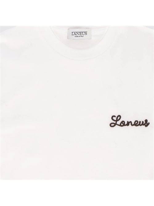 T-SHIRT IN COTONE CORNELYT-shirt da bambino/a firmata Laneus, realizzata in morbido jersey di puro cotone. La silhouette regular presenta maniche corte, girocollo a costine e una raffinata scritta Laneus ricamata sul petto in corsivo con punto catenella Cornely.100% COTONE LANEUS KIDS | F5LKJUTH087002/920